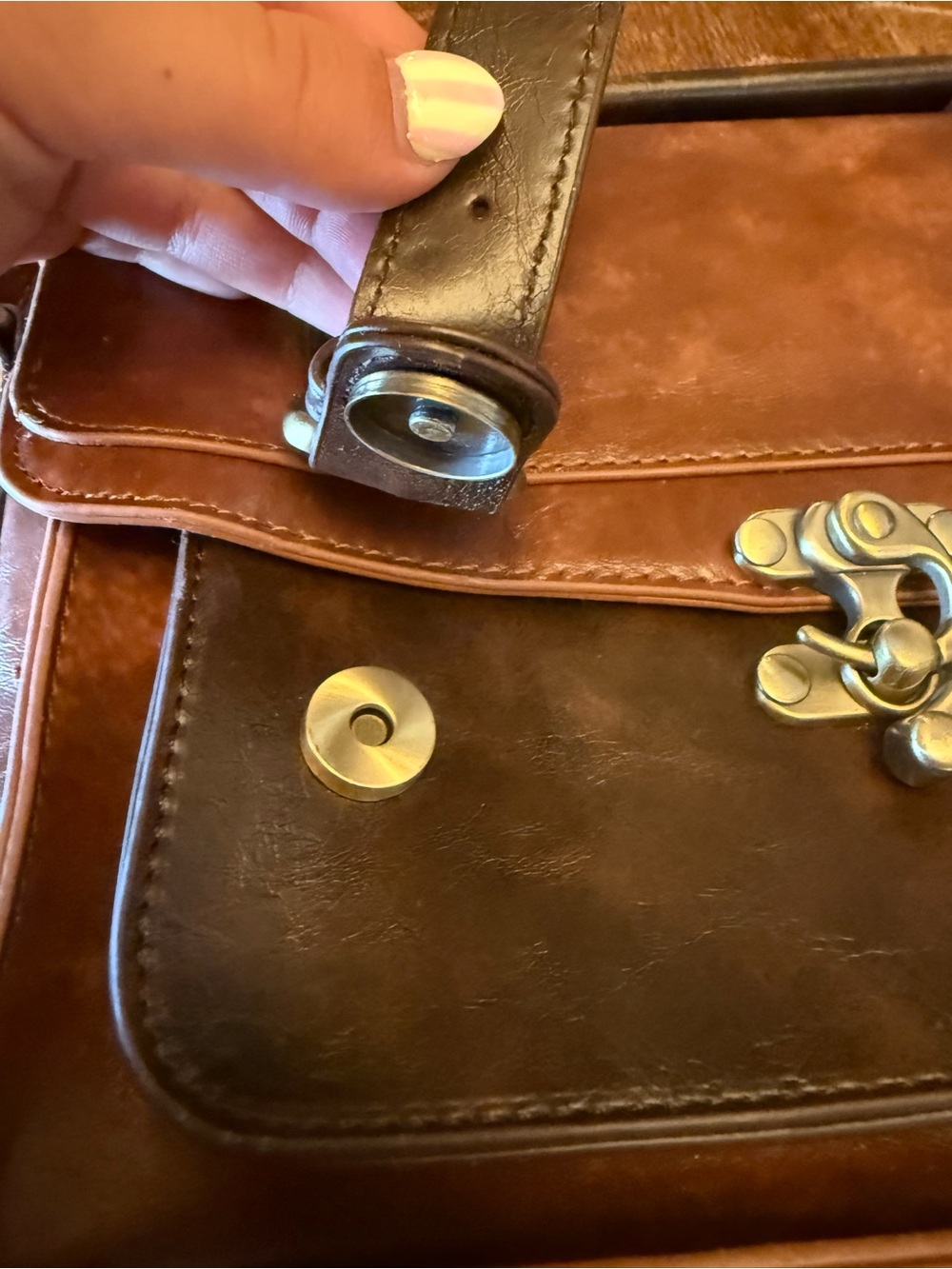 Leather Two-Tone Brown Crossbody Messenger Bag - Picture 4 of 9
